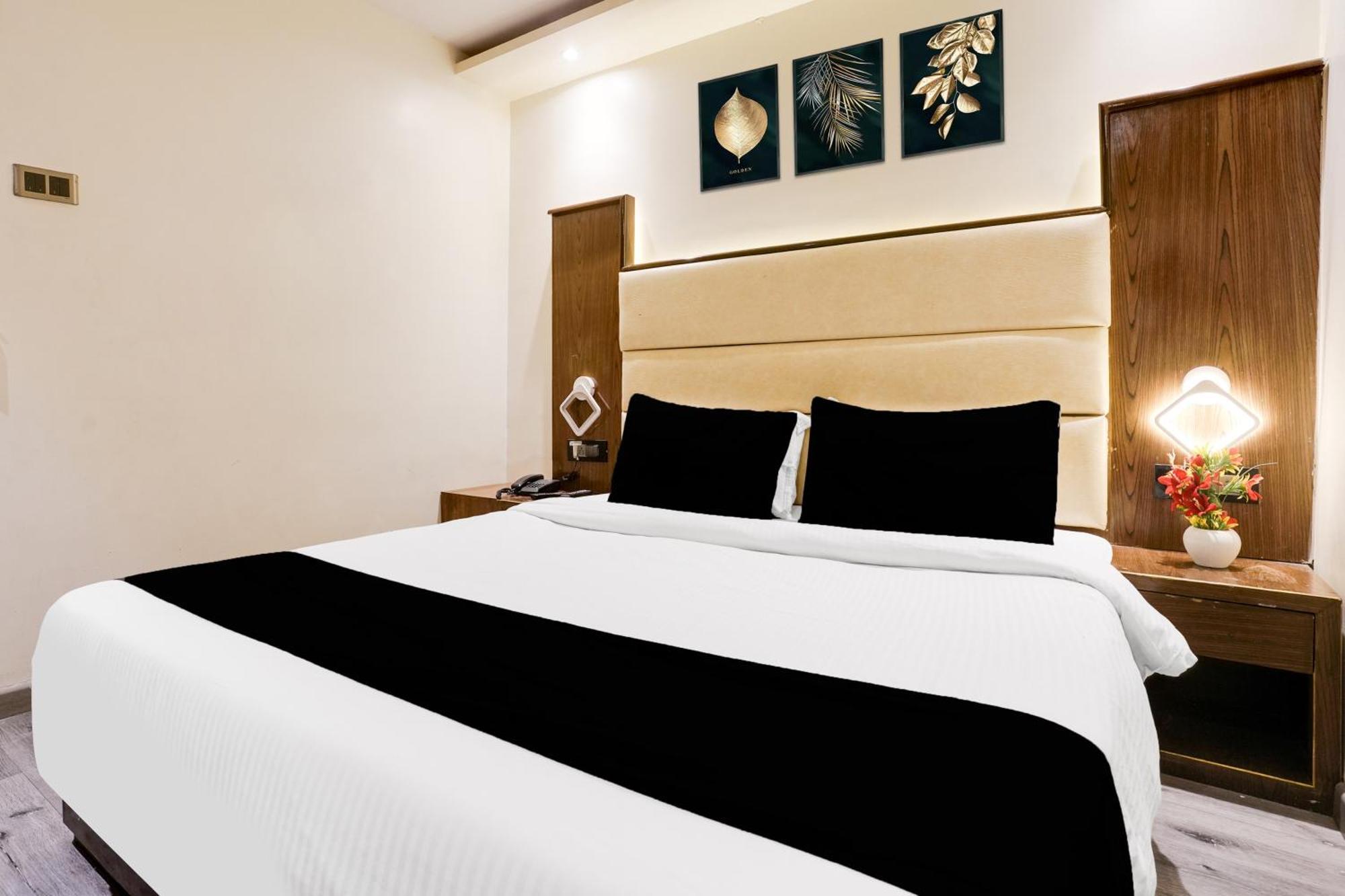 Super Collection O Andheri Near Western Express Highway มุมไบ ภายนอก รูปภาพ